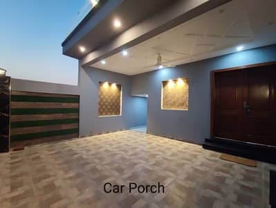 10 Marla House Available For Sale At Prime Location