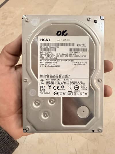 HGST HITACHI 4TB HDD IN MINT CONDITION AND PERFOMANCE