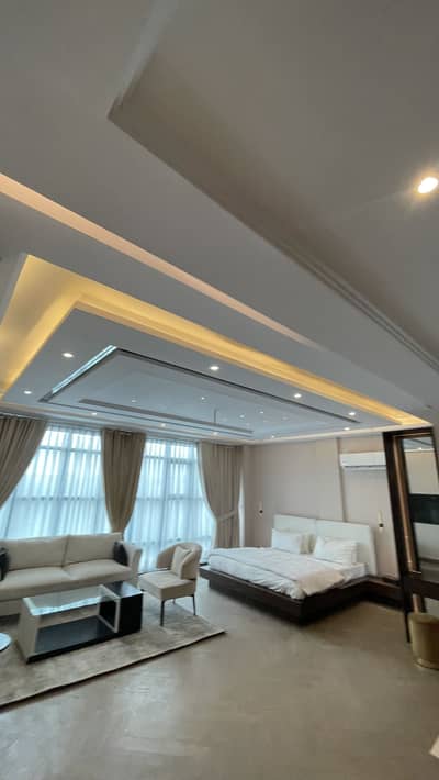 ONE BED APARTMENT FOR SALE AT HOT LOCATION OF BAHRIA TOWN LAHORE