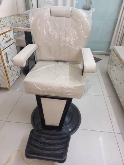 New Salon Chairs