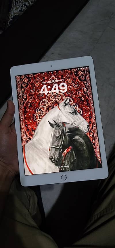 Ipad 6th gen 128 gb