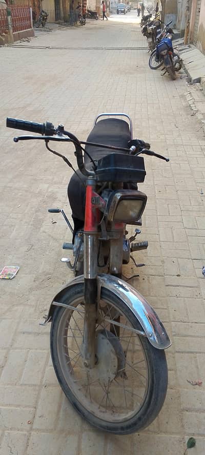 hi guys I am sell my 125 and use condition