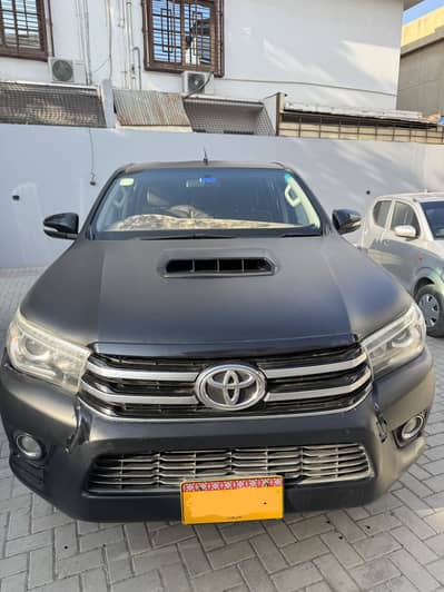 Toyota Hilux Revo V Automatic 3.0