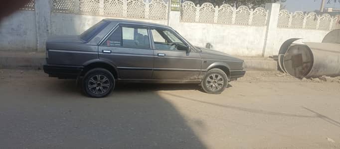 Nissan sunny b12