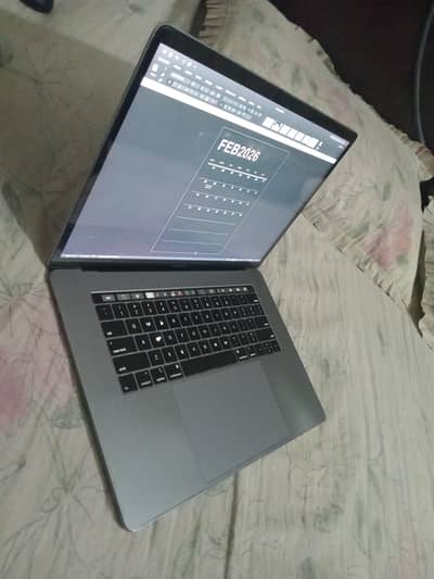 MacBook Pro (15-inch, 2018)