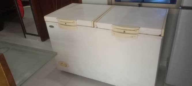 Waves deep freezer 03312345628