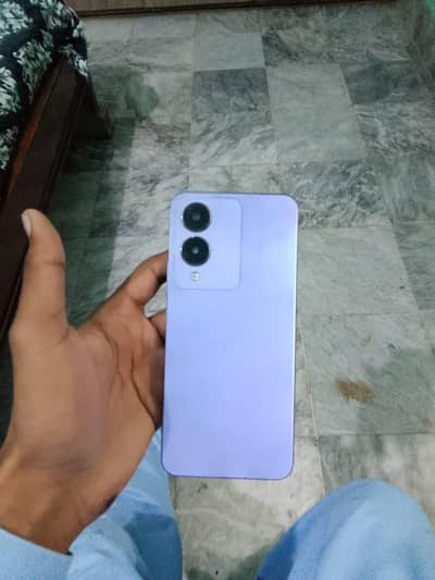 vivo y17s, 4+4 GB expendable RAM, 128 GB ROM