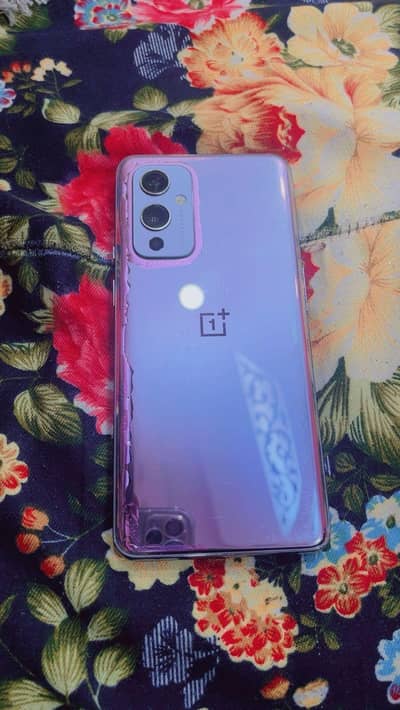 OnePlus 9 8/128 without box left side back effect only