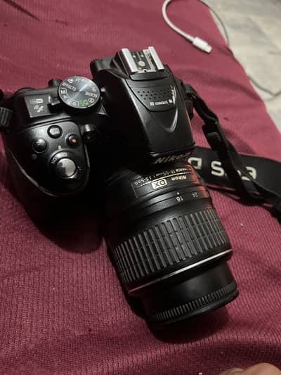 2 cameras Nikon For Sale