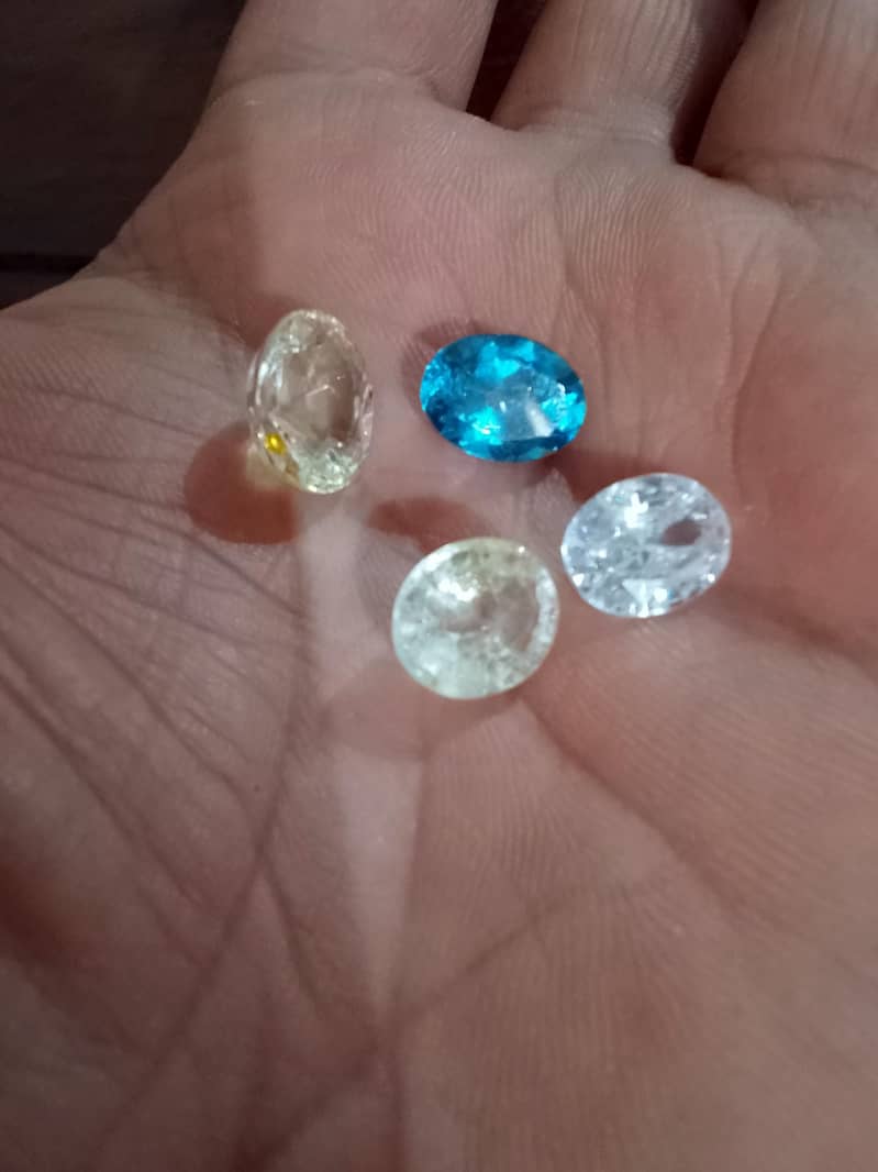 stones 16