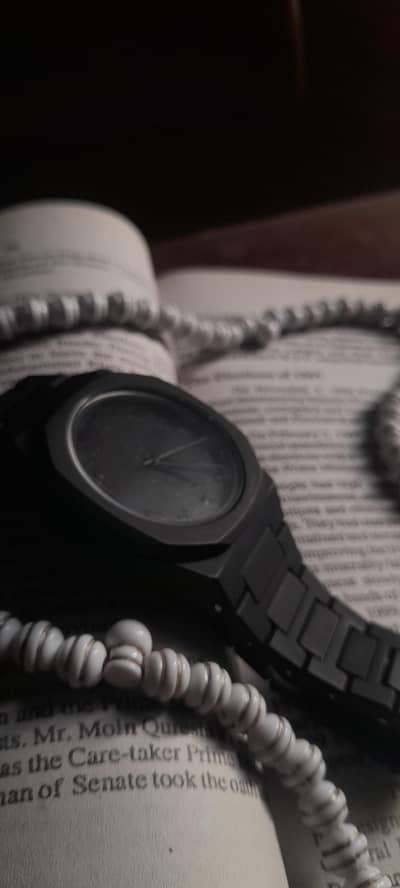 Balck Arabic Aura Watch