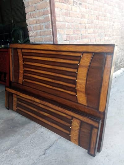 Bed Double/ luxury reliable