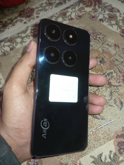 8/128 all okay Original box