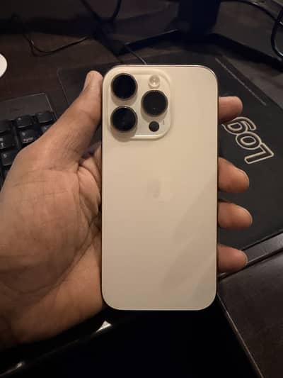 Iphone 16 pro 256 desert titanium