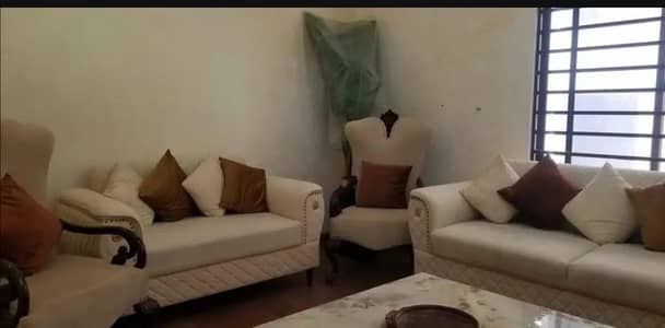 Nine seaters sofa with center table