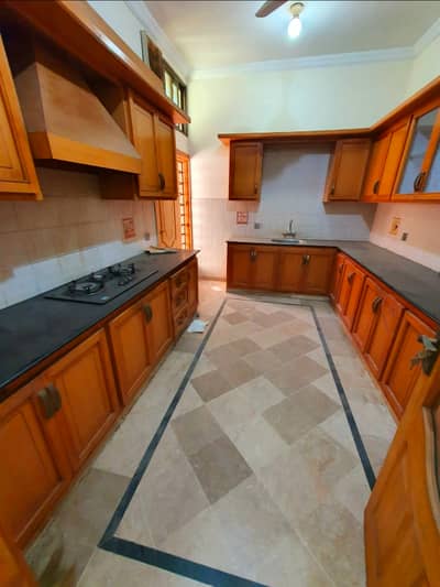 14 Marla Separate Gate Ground floor With 3 Car Parking And All Facilities G-13/4