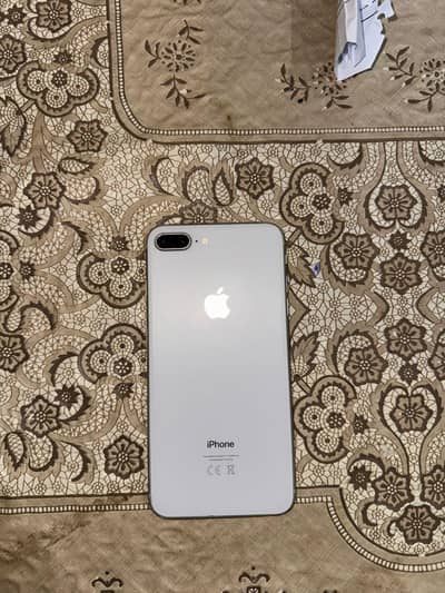 IPHONE 8 PLUS WHITE COLOR