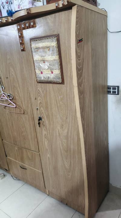 Solid Wood Almari seprate pcs m or kids almari 3 door ki or orient W/D