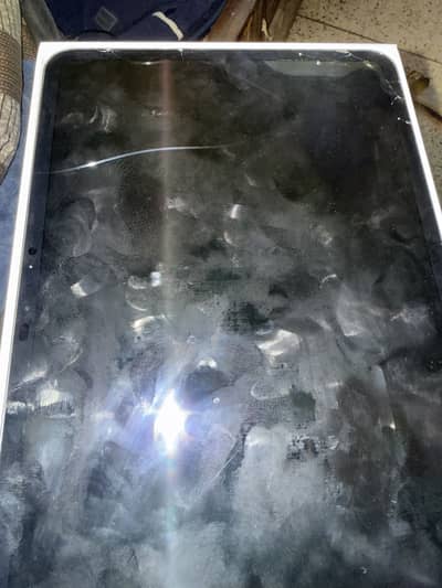 Ipad pro 11 m4 with box panel broken