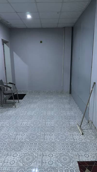 Office Available For Rent 1500 Square Foot Kohinoor 1 Plaza Faisalabad