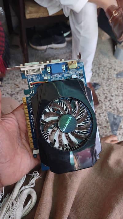 16gb ram 2GB GRAPHIC gt 730  I7 4790