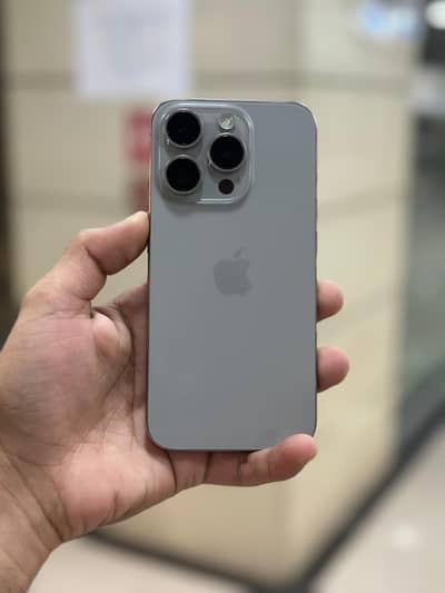 IPHONE 15 PRO - 128GB STORAGE - FACTORY UNLOCKED