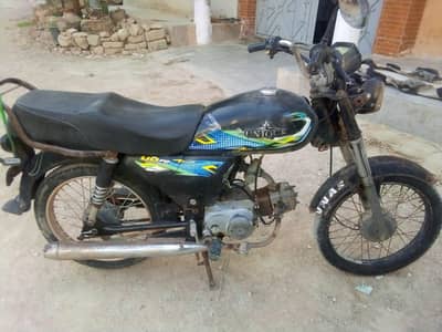 Unique 70 Cc 2010 model Good Engine New chain and Spoket dala hai