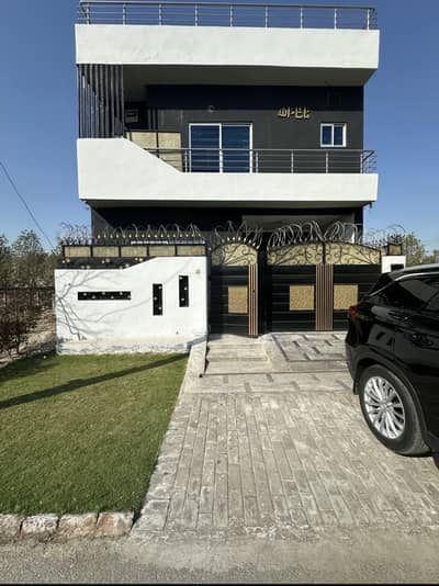 5 Marla 2.5 Story House Located 80fit Road