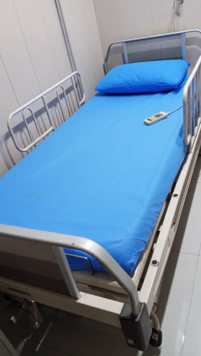 Hospital automatic electric bed