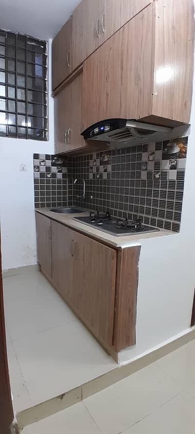 one bed apartment available for rent