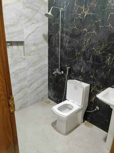 Upper Portion For Sale Pechs block 6