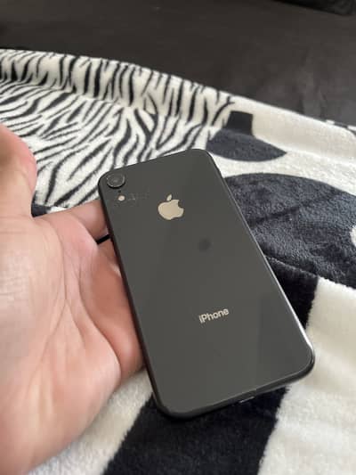 Iphone xr factory unlock