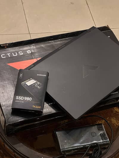 HP Victus 15 Gaming Laptop | AMD Ryzen 5 | 16GB/1TB | RTX 4050 6GB