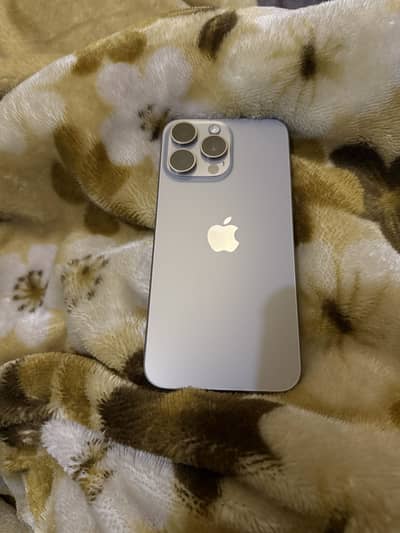 I phone 15 pro max 256gb