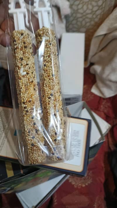 birds energy blocks in flavors and honey meal .