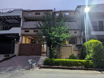 premium Boys Hostel I-8 Faizabad