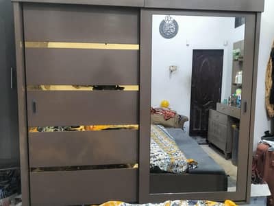 Modern Full Size Wardrobe