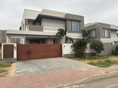 272 Sq Yd Corner Category Villa For Sale Bahria Town Karachi | A+ Construction | 4 or 5 Beds | Drawing, Dining, TV Lounge, Modern Kitchen + Greasy Kitchen | Near Park & Mosque | Easy Access from Main Gate
