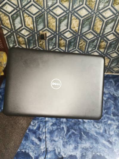Laptop dell