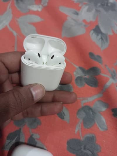 Apple airpods 2nd generation