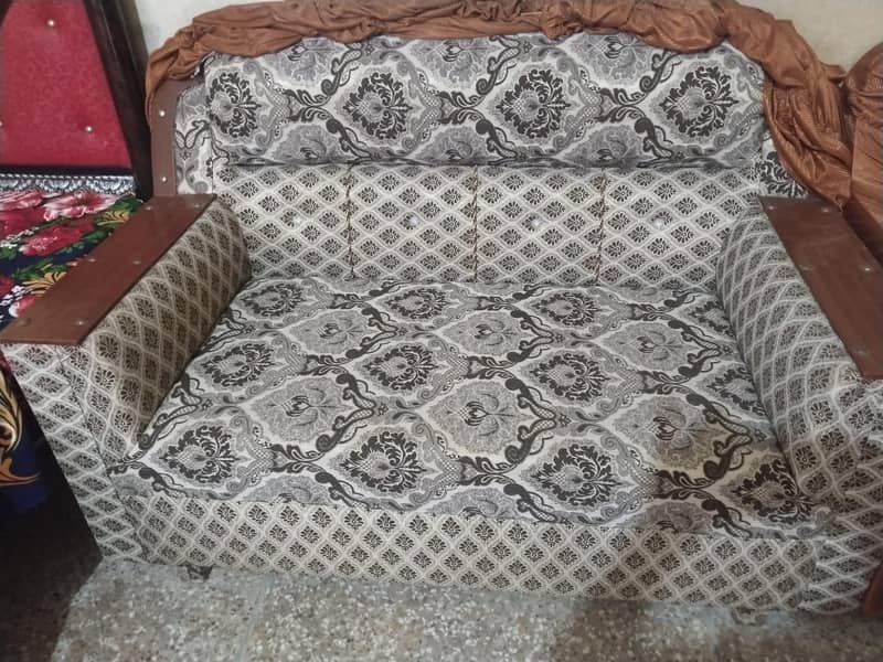 sofa set,, saaf condition 2