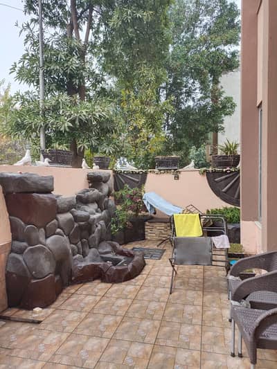 10 Marla Beautiful House At Prime Location Of Bahria Town Lahore