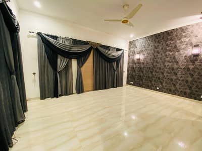10 Marla Upper Portion For Rent In Bahria Town Lahore Near Grand Mosque