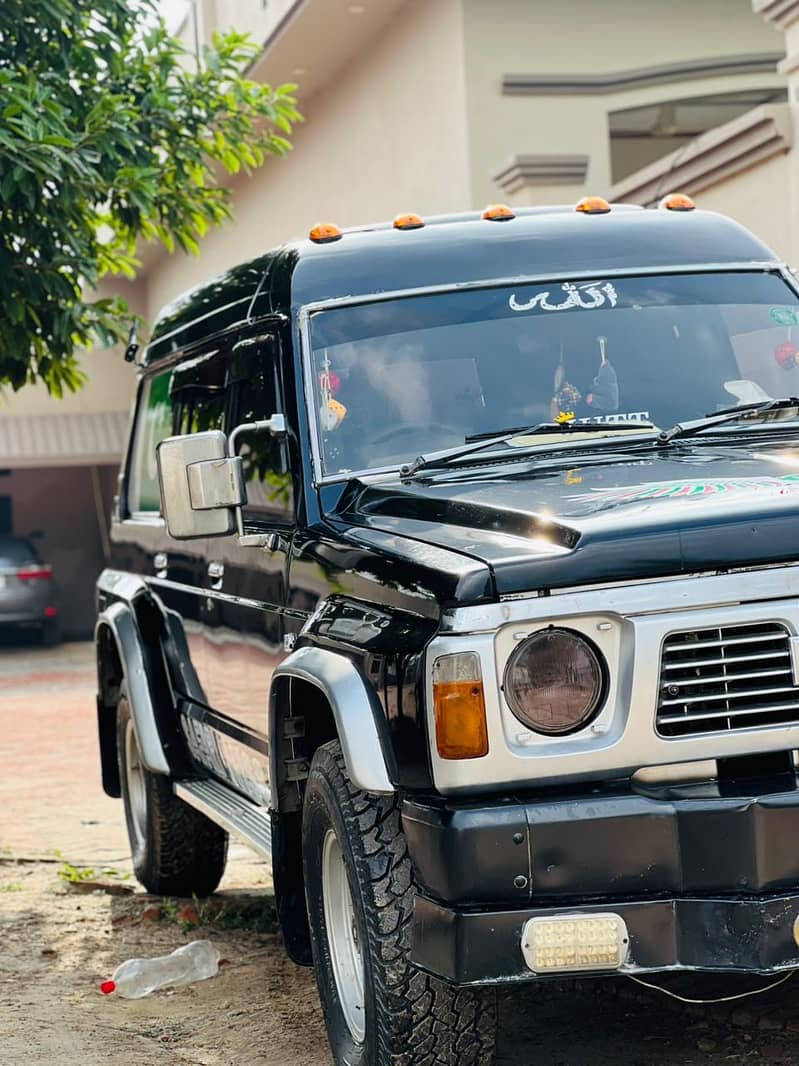 نسان سفاری سیون سیٹر فائ ڈورز ڈیزل انجن الائے رم 3