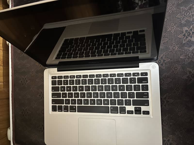 Macbook pro 2012 3