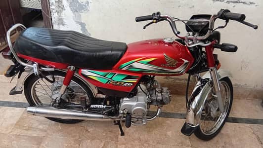Honda CD 70 Red colour for sale