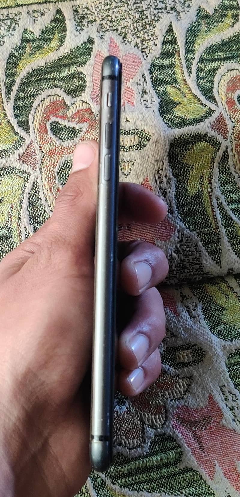 Iphone 8Plus PTA Lush exchange with laptop 3