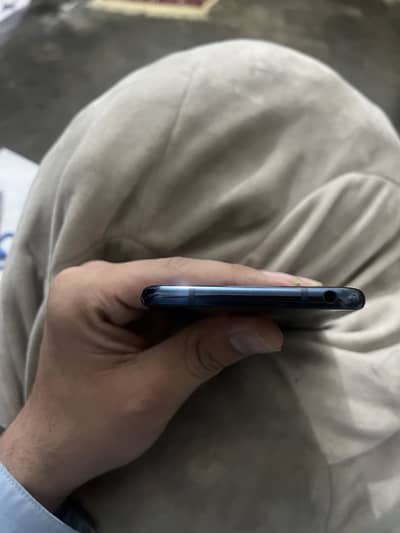 Lg v30 4/64 amolled display