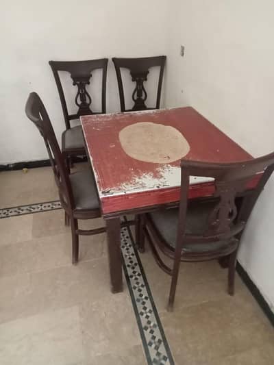 Dining Table with 04 Chairs