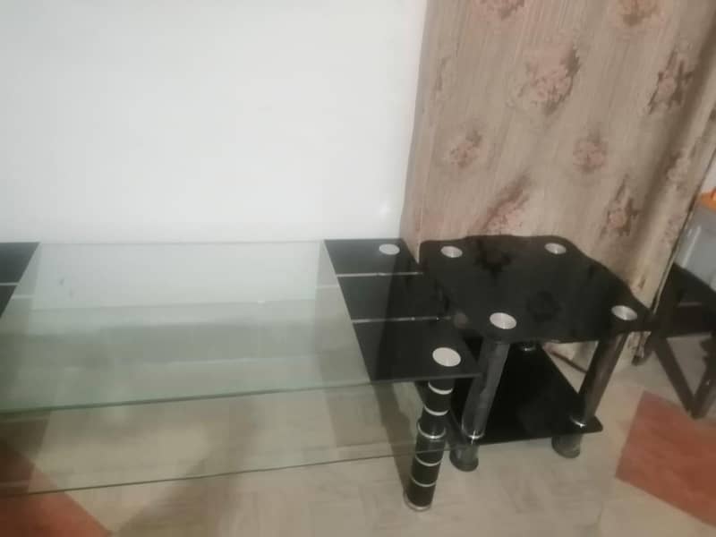 santar table 2 side table 4